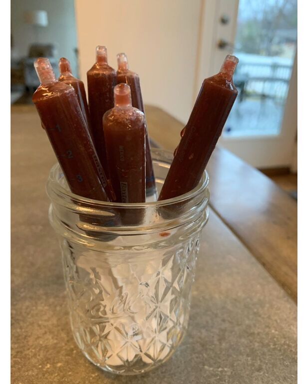 Αυτό είναι το power smoothie που δίνει η Καλομοίρα το πρωί τα παιδιά της (pics)