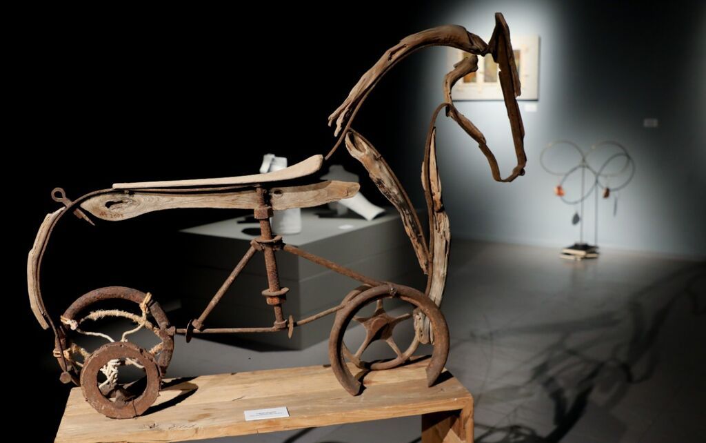 «Διαχρονίες»: Ομαδική εικαστική έκθεση στο Κέντρο Πολιτισμού «Ελληνικός Κόσμος»