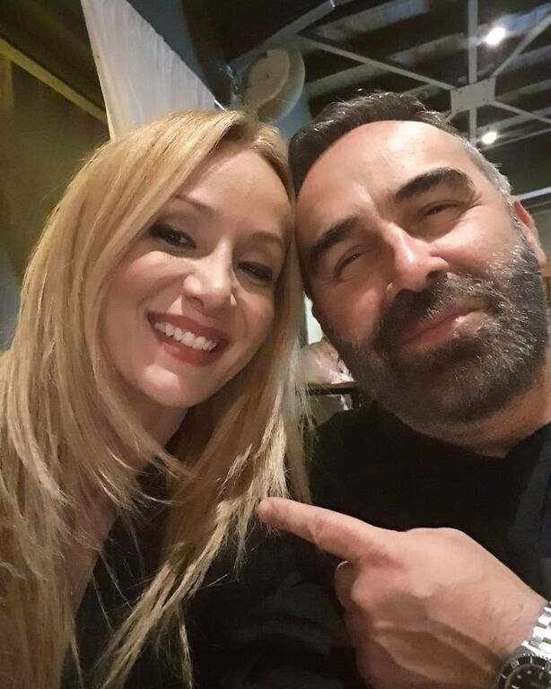 Αναμφισβήτητα, είναι μια από τις πιο ευτυχισμένες οικογένειες της ελληνικής showbiz. 
