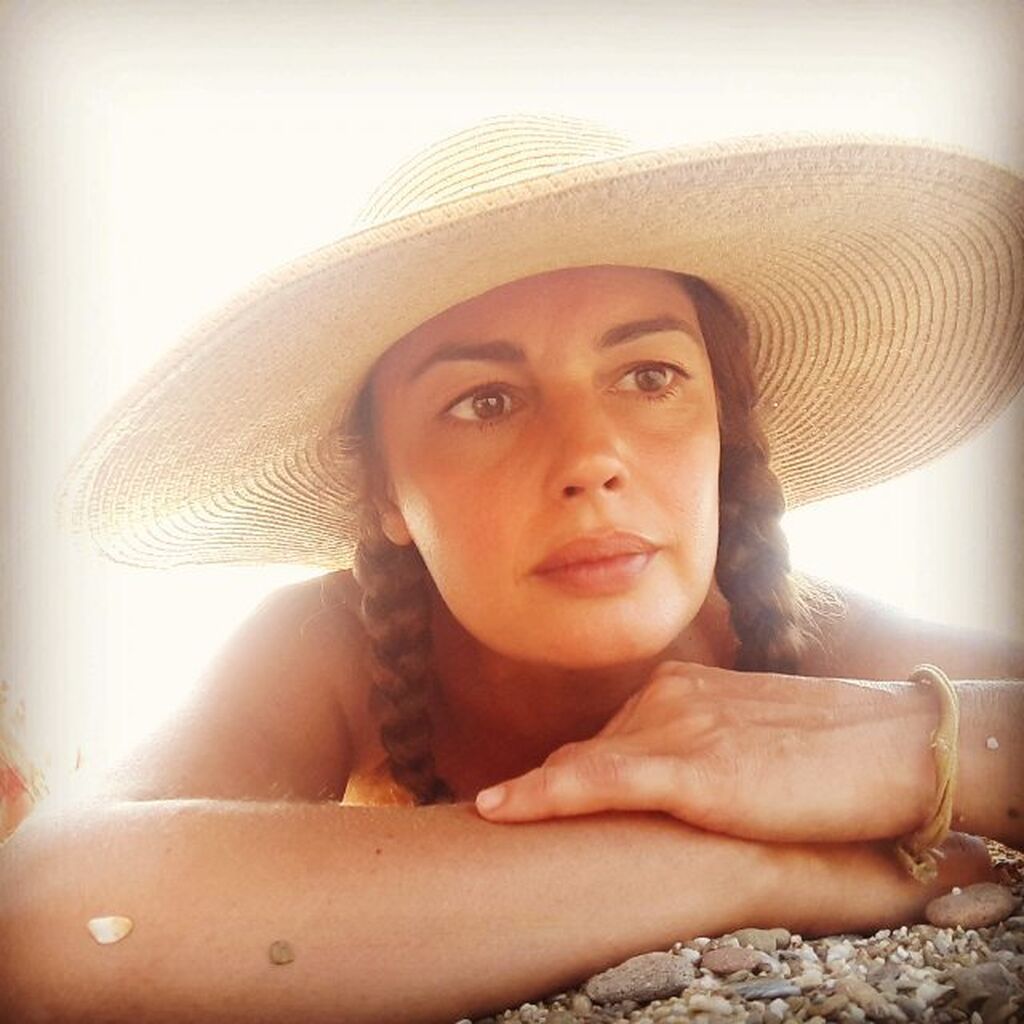 Ο λόγος για την ηθοποιό, Σοφία Πανάγου την οποία έχουμε απολαύσει σε πολλές ελληνικές σειρές, όπως "Το σόι σου", "50-50", "Ιατρικό Απόρρητο" κτλ.