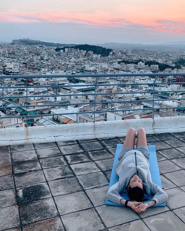 Νικολέττα Ράλλη: Μας δείχνει τη φουσκωμένη της κοιλίτσα & αποκαλύπτει τι ξεκίνησε να κάνει στο σπίτι