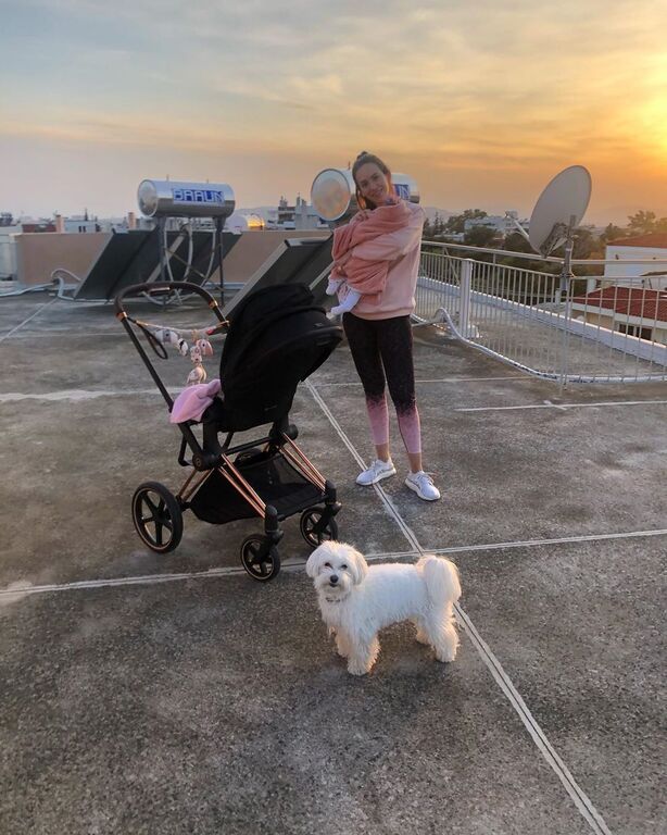 Σάββας πουμπουρας: Η πιο ανατρεπτική οικογενειακή "έξοδος" εν μέσω καραντίνας (pics)