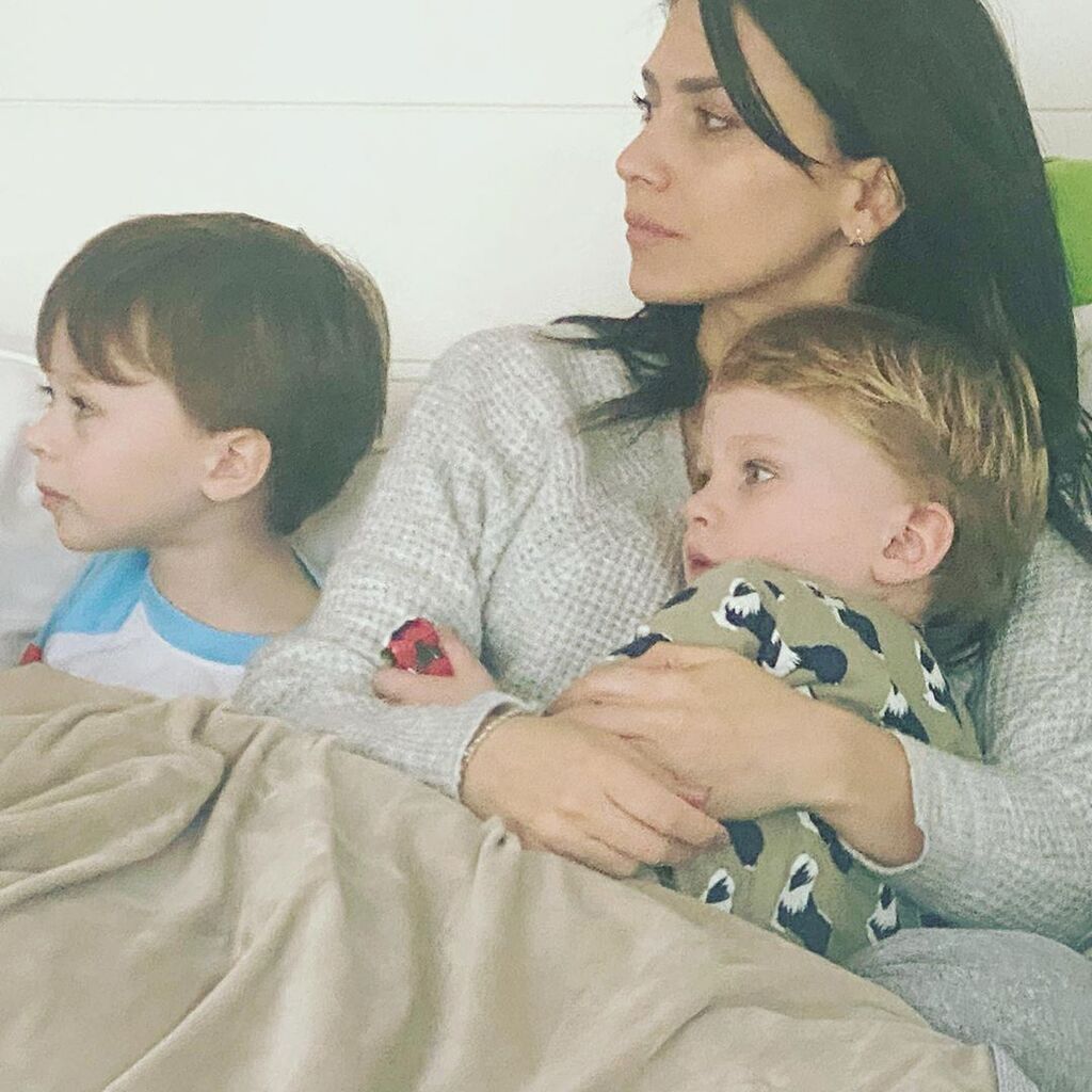 Μετά από δύο αποβολές είναι ξανά έγκυος – To ανακοίνωσε η ίδια με ένα βίντεο (vid +pics) 