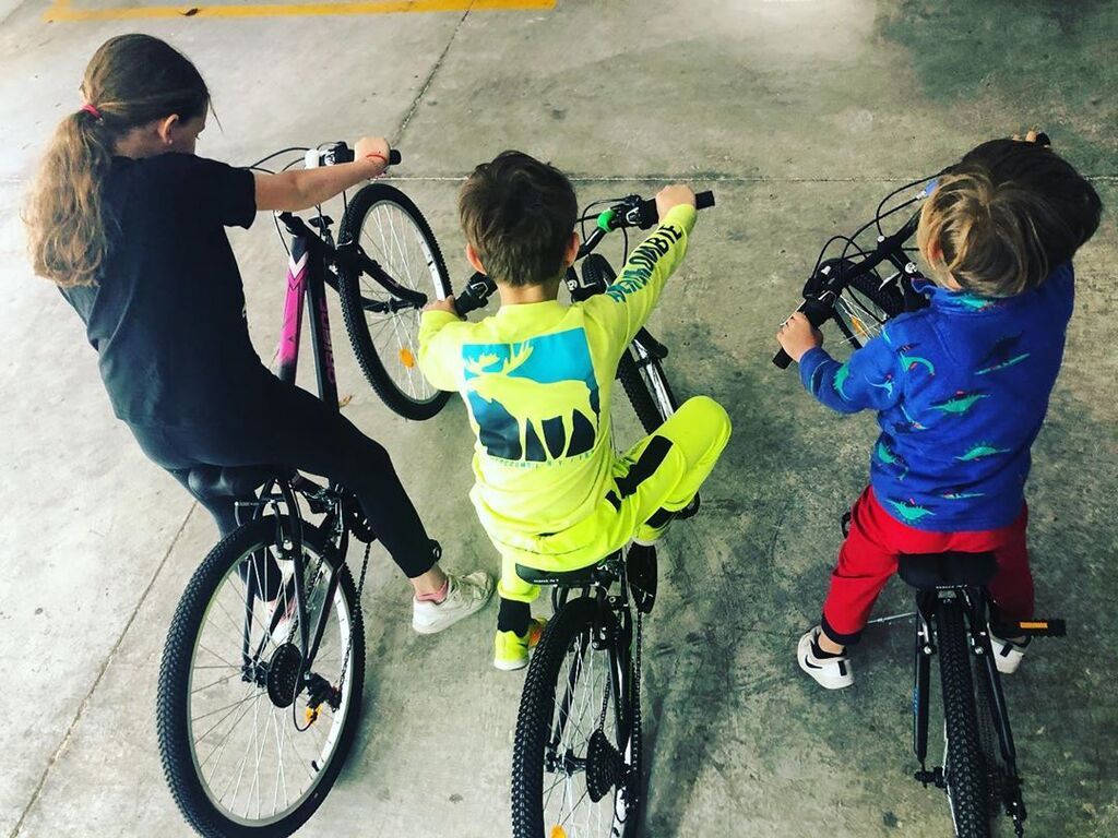 Γιώργος Λιανός:  Δημοσίευσε μετά από καιρό φωτογραφία των παιδιών του - Δείτε πόσο μεγάλωσαν (pics) 