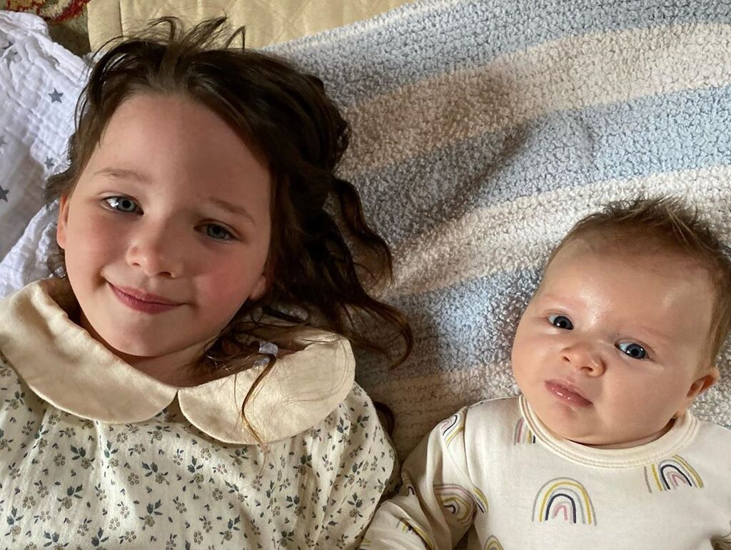 Η τριών μηνών κόρη της Milla Jovovich έχει τρελάνει το διαδίκτυο (pics)