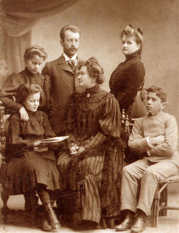 Παγκόσμια Ημέρα Οικογένειας: Ο θεσμός της οικογένειας μέσα από vintage φωτογραφίες (pics)