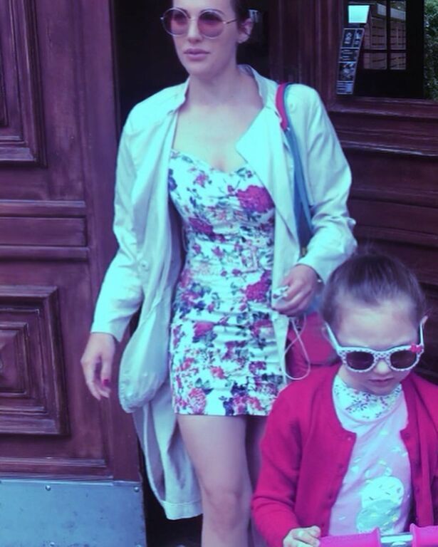 Μια μικρή fashionista η κόρη της γνωστής ηθοποιού τρελαίνει μέρα με τη μέρα το Instagram (pics)