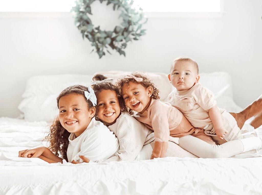 Μαμά φωτογραφίζει τα τέσσερα παιδιά της - Αυτές τις φώτο θα τις λατρέψετε