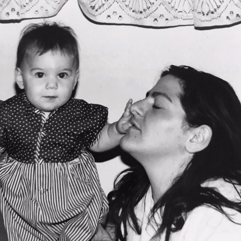 Δανάη Μπάρκα: Η τρυφερή ανάρτηση για τους δύο μπαμπάδες της 