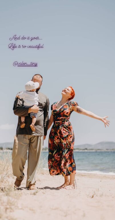 Πέννυ Μπαλτατζή: Βάφτισε τον γιο της - Δείτε απίθανες φωτογραφίες