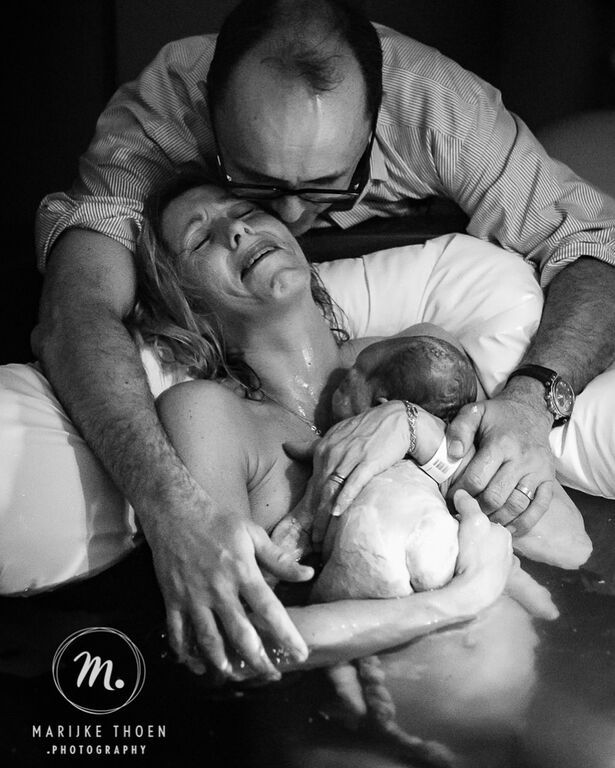 Δέκα ασπρόμαυρες φωτογραφίες νεογέννητων που αξίζει να δείτε (pics) 