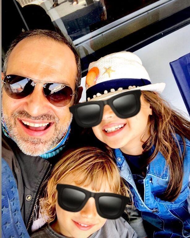 Κρατερός Κατσούλης: Οι πιο τρυφερές στιγμές με τα παιδιά του (pics)