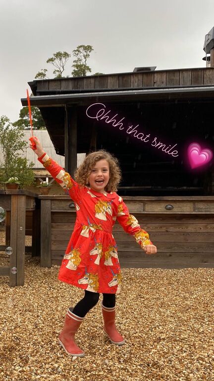 Η κόρη της γνωστής ηθοποιού έγινε 4 ετών - Δείτε την τούρτα γενεθλίων