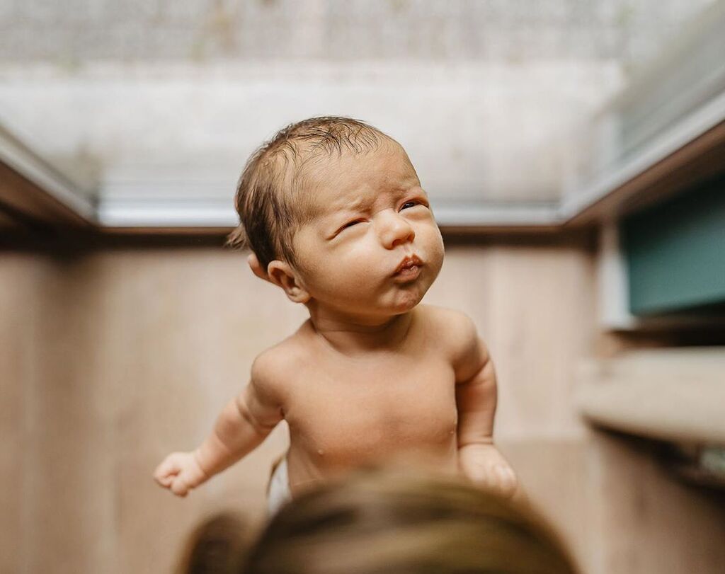 Οι απίθανες γκριμάτσες ενός λίγων ημερών μωρού - Δείτε φωτογραφίες