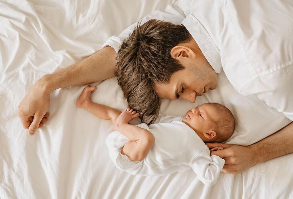 Οι πρώτες στιγμές γονιών με τα μωρά τους μέσα από υπέροχες φωτογραφίες