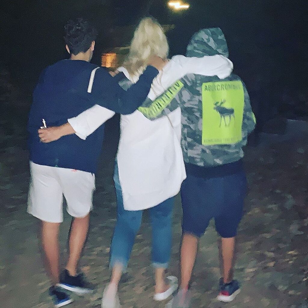 Γιώργος Τσαλίκης: Μοναδική η φώτο που δημοσίευσε η Δώρα με τους γιους της