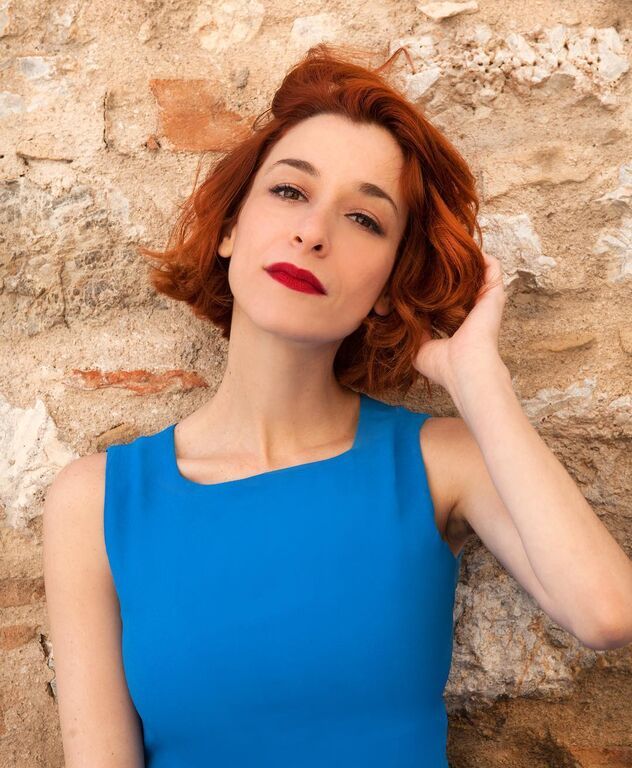 Δε φαντάζεστε ποια Ελληνίδα τραγουδίστρια είναι αυτό το ναζιάρικο κοριτσάκι