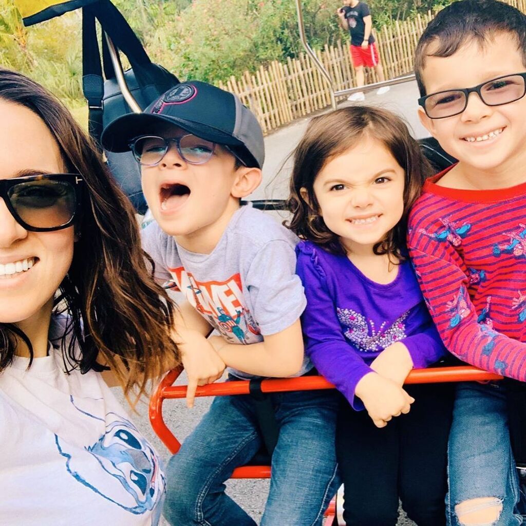 Καλομοίρα: Η ναζιάρικη πόζα της κόρης της που «έριξε» το Instagram