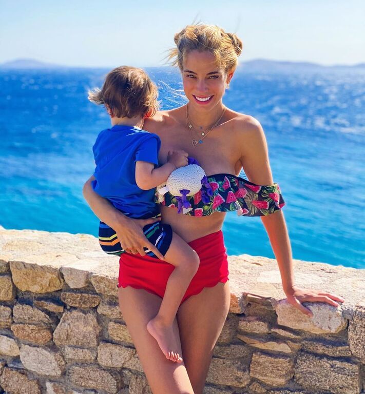 Δούκισσα Νομικού:Ντύθηκε ασορτί με την κόρη της & η φώτο είναι το κάτι άλλο