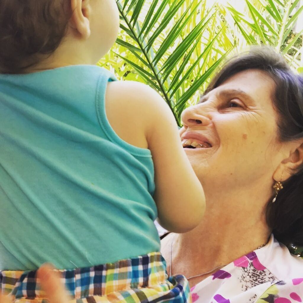 Αντιγόνη Δρακουλάκη: Η σπάνια φωτογραφία με τον γιο της