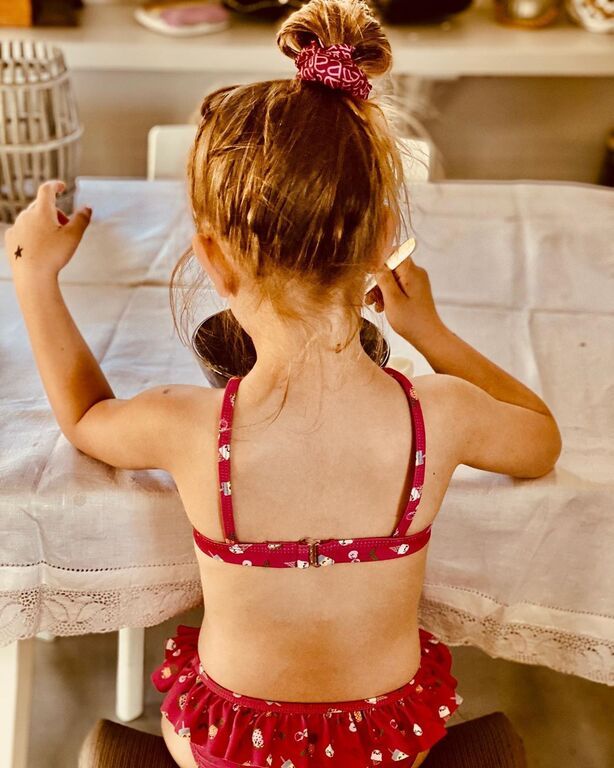 Ρούλα Ρέβη: Δείτε πώς φωτογράφισε την κόρη της στην Ακρόπολη