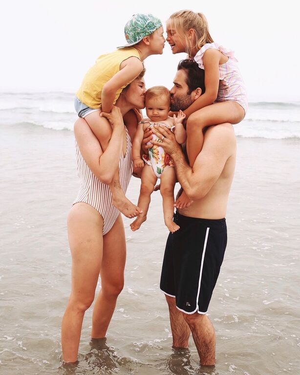 Αυτή η μαμά βγάζει τις πιο όμορφες οικογενειακές φωτογραφίες 