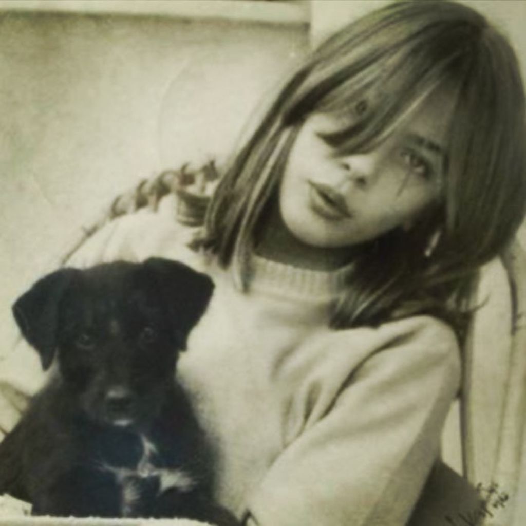 «Αbout last century?#13yearsold με τη Μπιούτυ #exarcheia #denfteoegopoumegalono»