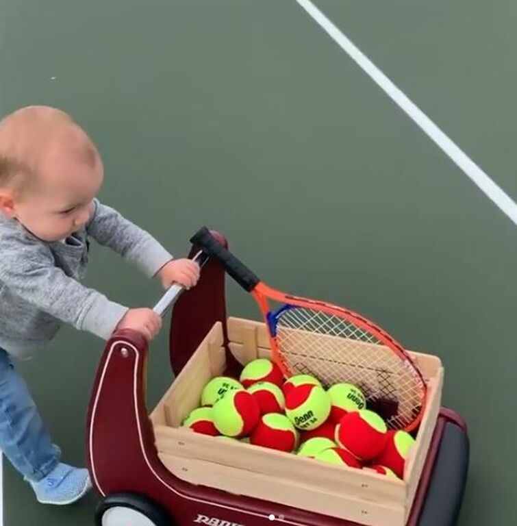 πηγή φωτογραφιών: Instagram account @Alexandra Stamm