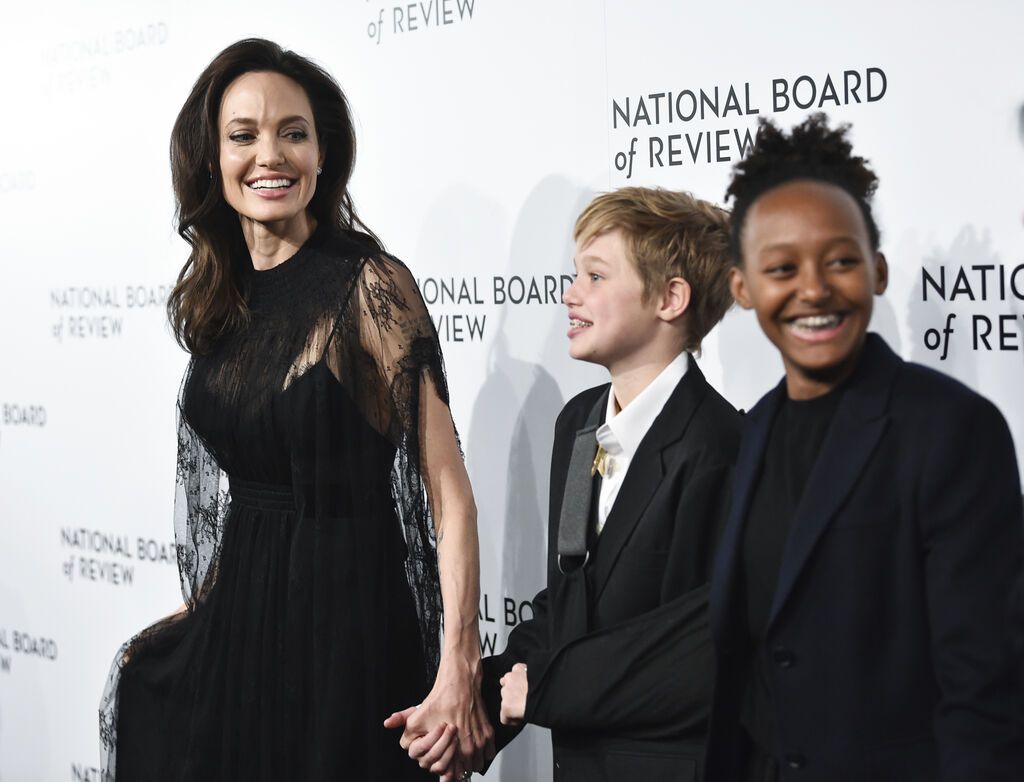 Η κόρη της Angelina Jolie, Zahara, άλλαξε πολύ - Δείτε τη