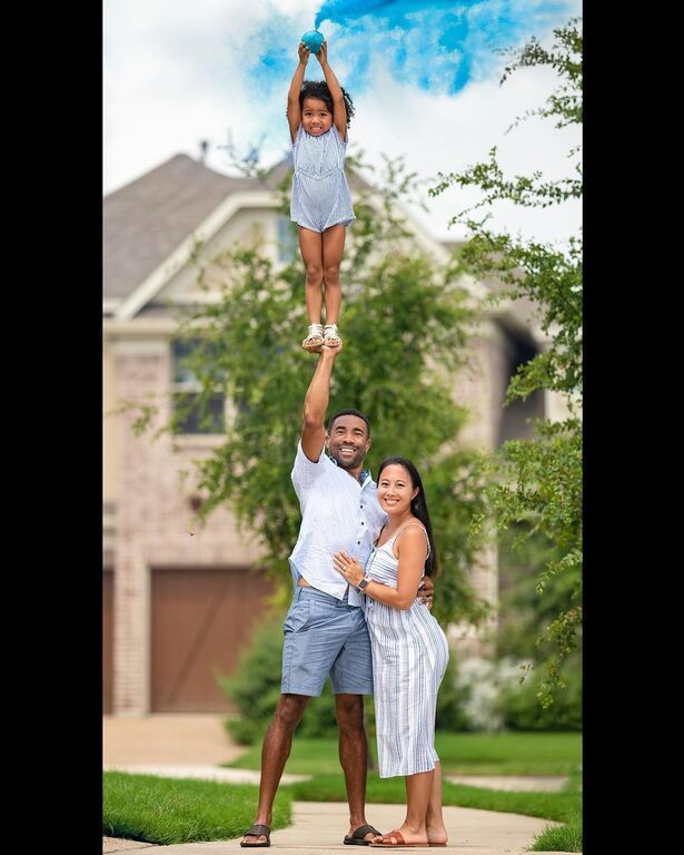 Τα ακροβατικά μπαμπά και κόρης τρέλαναν το διαδίκτυο (pics+vid)