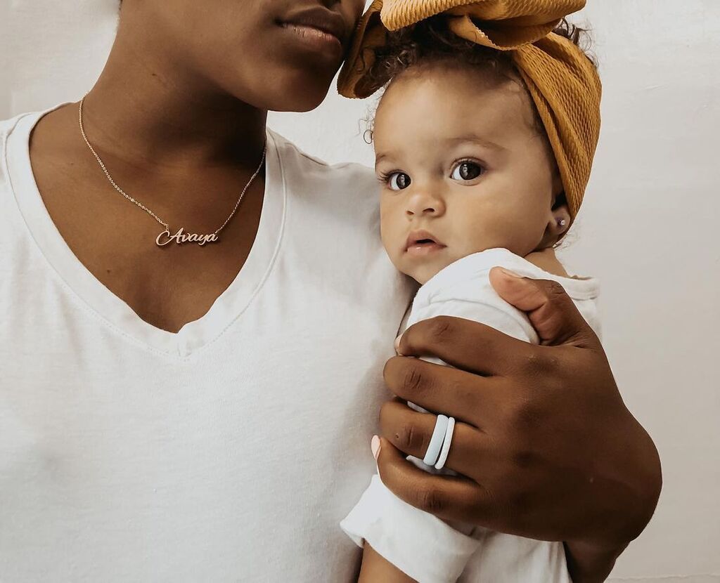 Αυτή η μπέμπα φοράει τουρμπάνια και θα σας κλέψει την καρδιά (pics)