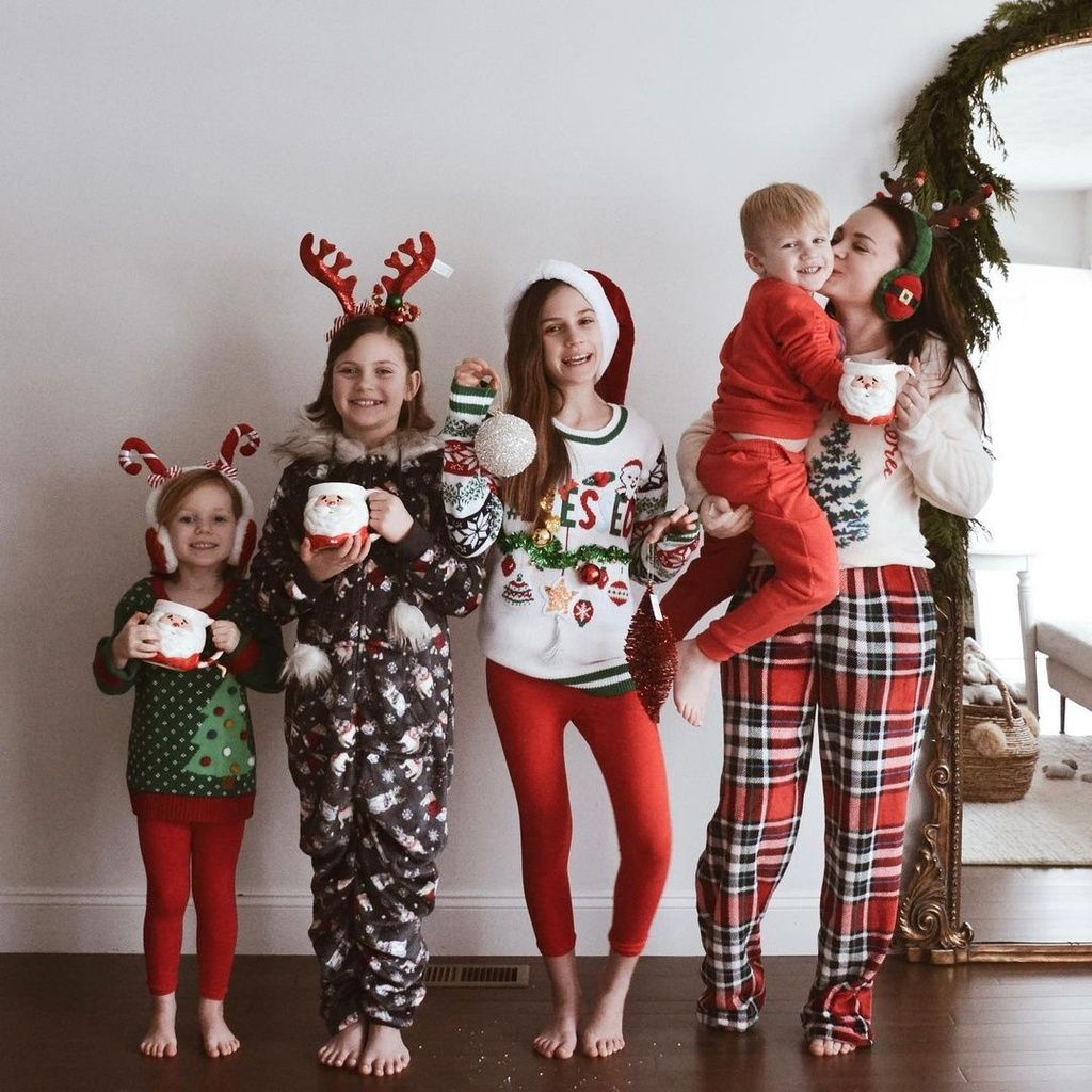 Αυτή η μαμά μετέτρεψε κάθε δωμάτιο σ' ένα χριστουγεννιάτικο παράδεισο (pics)