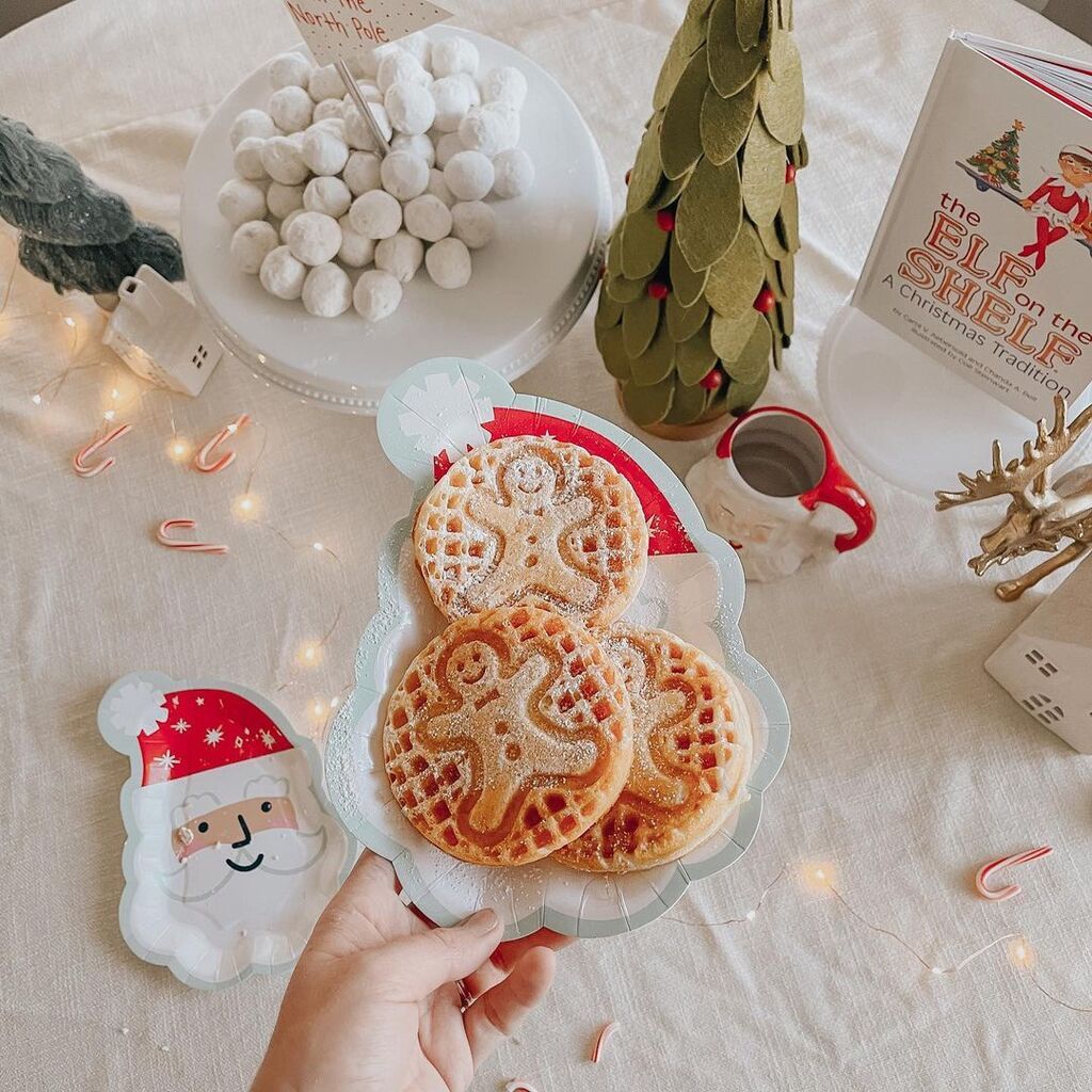 Οι απίθανες χριστουγεννιάτικες φωτογραφίες μιας μαμάς