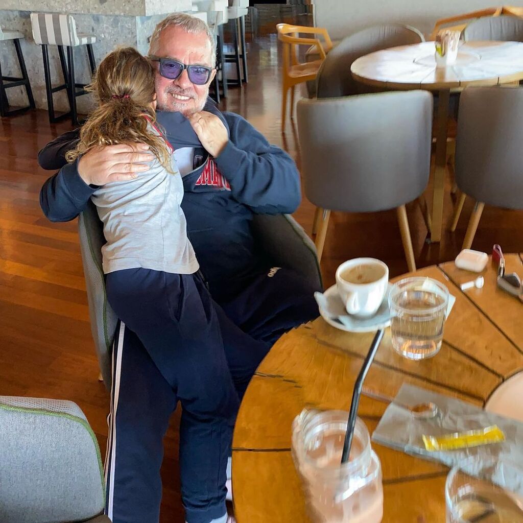 Γιώργος Λύρας: Η απίθανη φώτο της κόρης του Ηλέκτρας