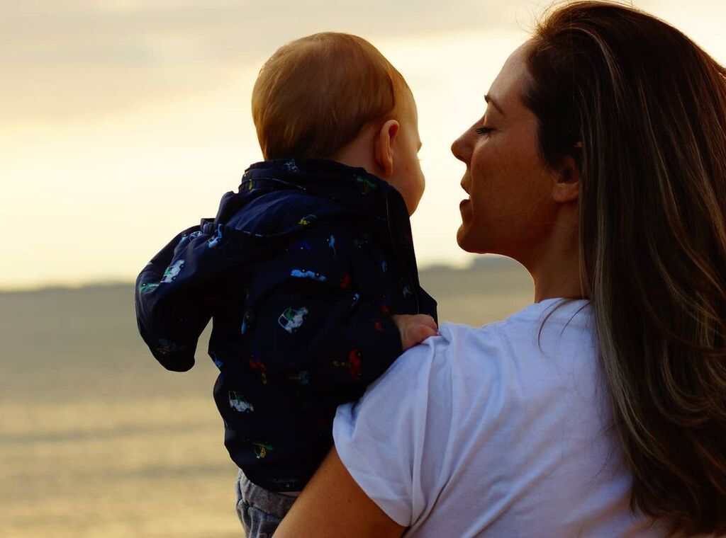 Αλεξάνδρα Ούστα: Ανέβασε την πιο τρυφερή φώτο με τον σύζυγο και τον γιο της