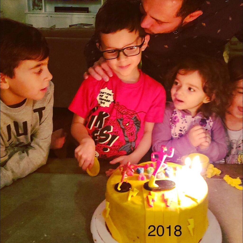 Καλομοίρα: Η κόρη της ποζάρει όλο νάζι (pics)