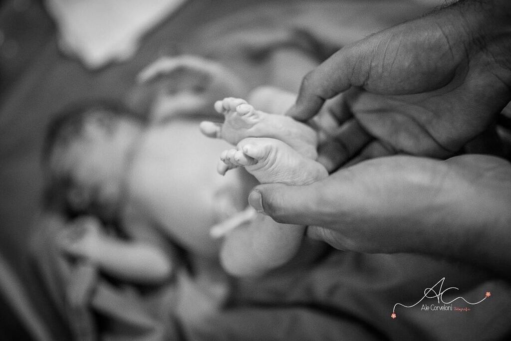 Υπέροχες φωτογραφίες με πατουσάκια νεογέννητων που θα σας κάνουν να λιώσετε