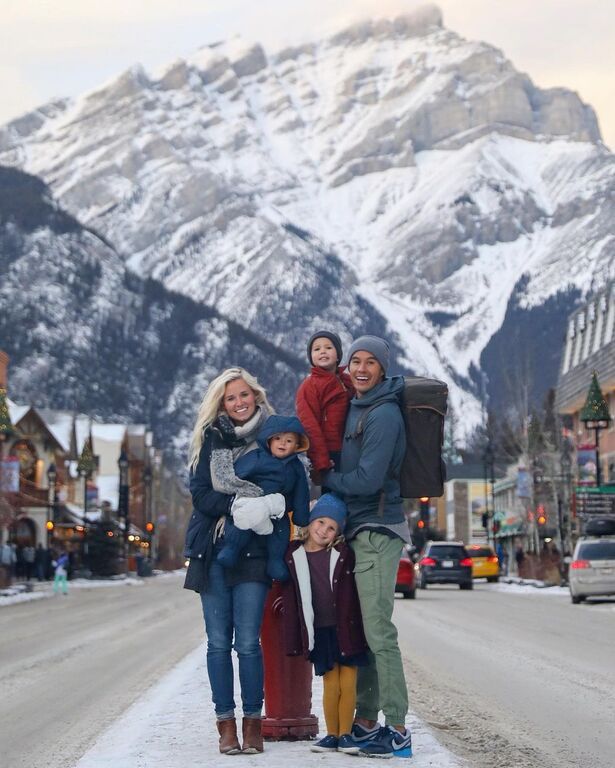 The Bucket list Family: Η 5μελής οικογένεια που ταξιδεύει σε όλον τον κόσμο