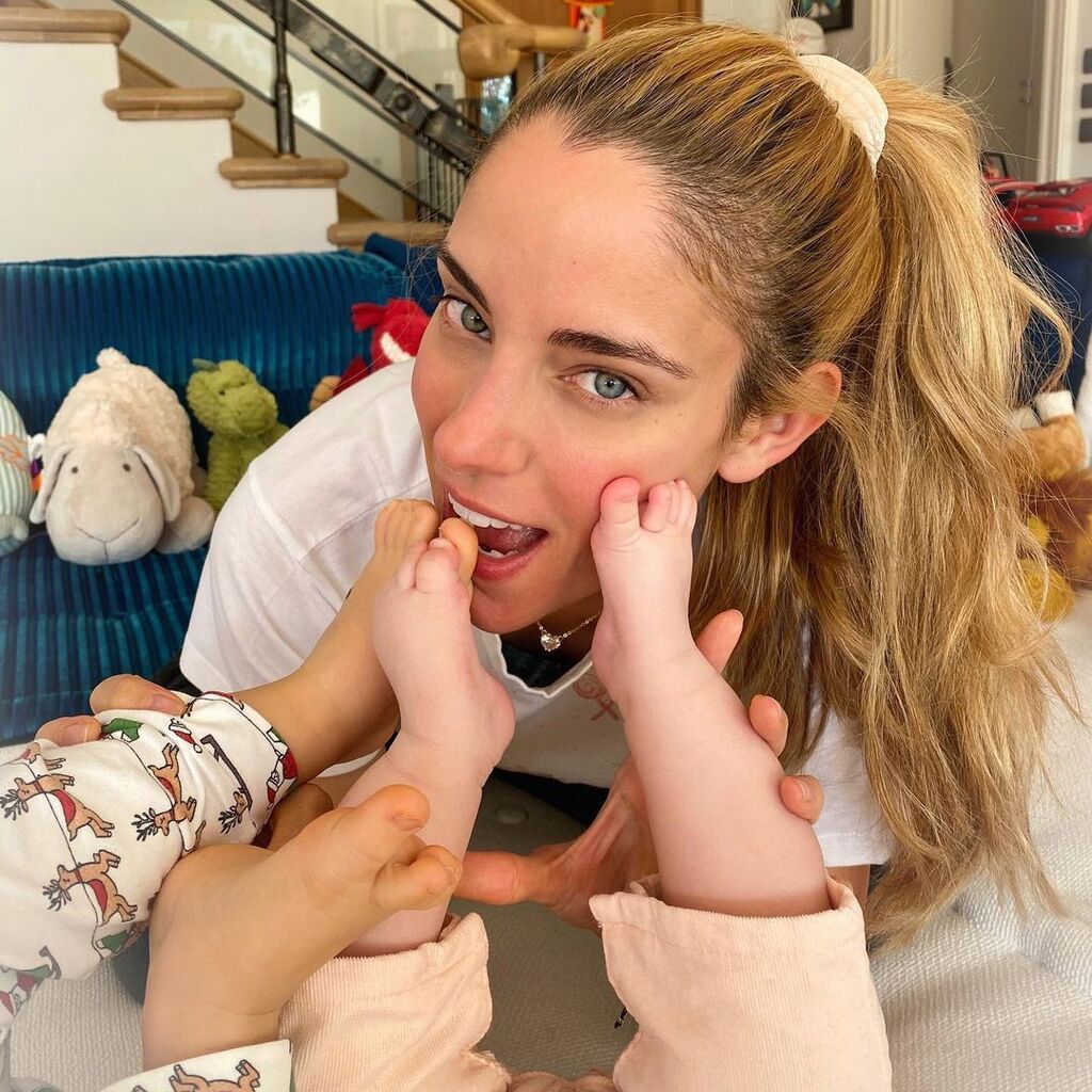 Δούκισσα Νομικού: Μας καλημέρισε με την πιο γλυκιά φώτο των παιδιών της