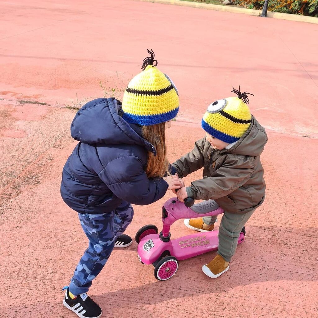 Σκαφίδα- Βαρδής: Τα παιδιά τους το έριξαν λιγάκι έξω  - Δείτε φώτο 