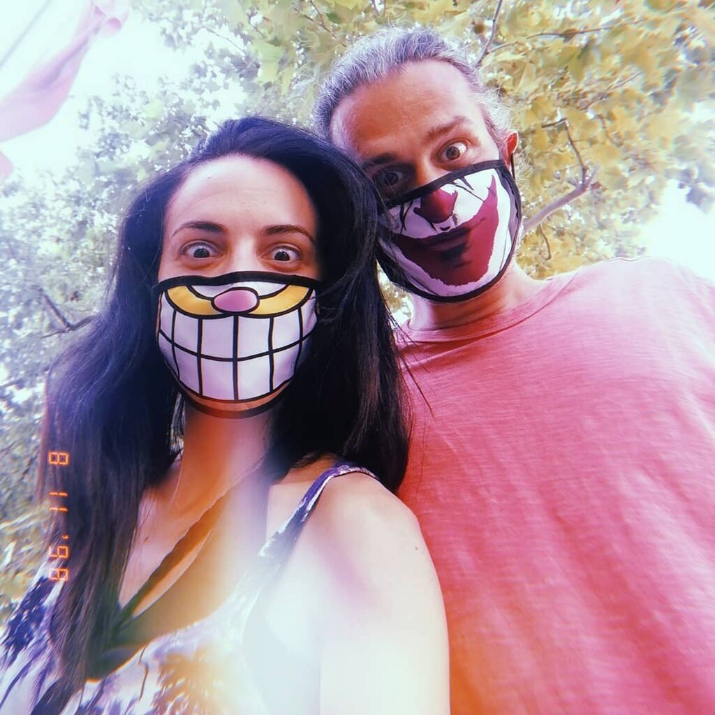 Γνωστή Ελληνίδα ηθοποιός μας δείχνει τη φουσκωμένη της κοιλίτσα