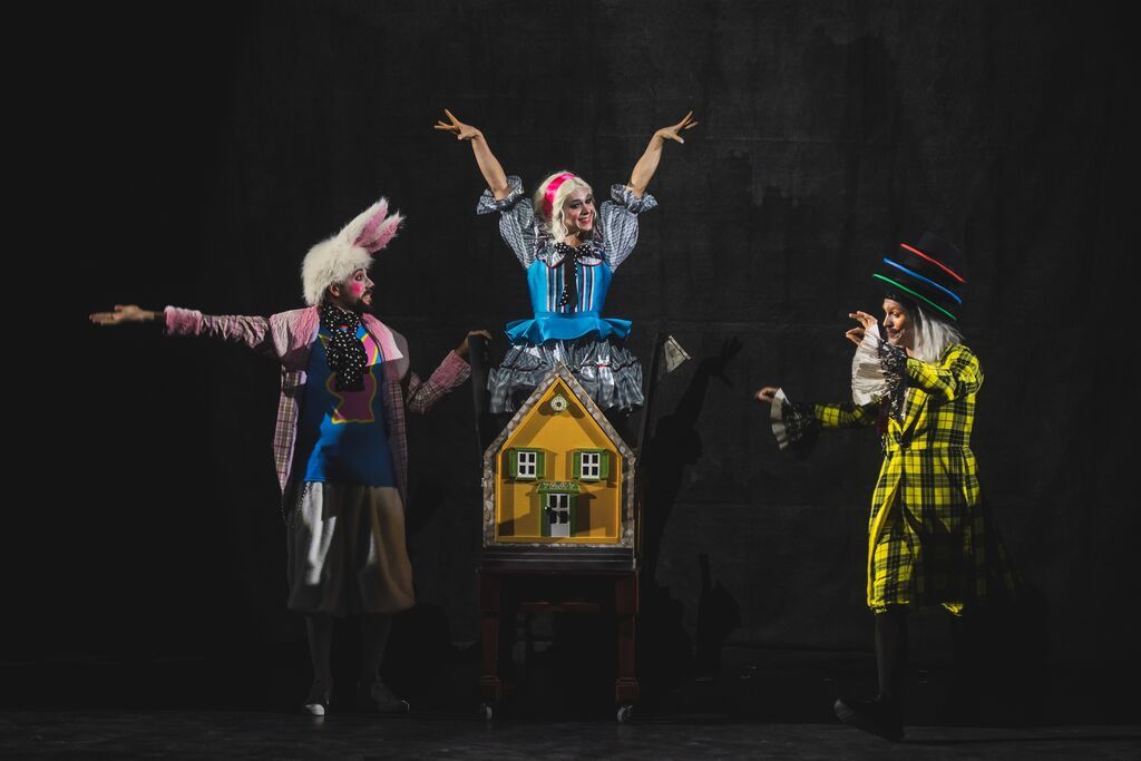 «Η Αλίκη στη Χώρα των Θαυμάτων» σε online streaming