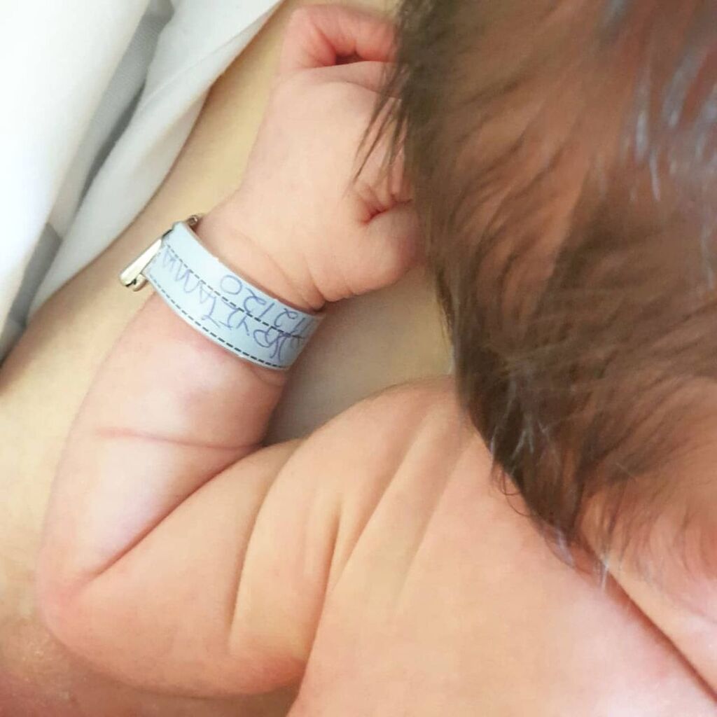 Κρυσταλλία: Τρείς μήνες μαμά - Δείτε όλες τις φώτο με τον γιο της