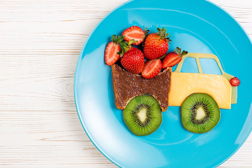 Οκτώ ευφάνταστα πιάτα με φράουλες για τα παιδιά (pics)