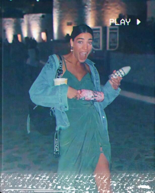 'Ηβη Αδάμου: Δείτε τη για 1η φορά να παίζει με την κόρη της - Μοναδικό βίντεο