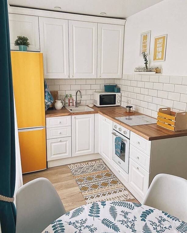 instagram account @tiny.kitchenette