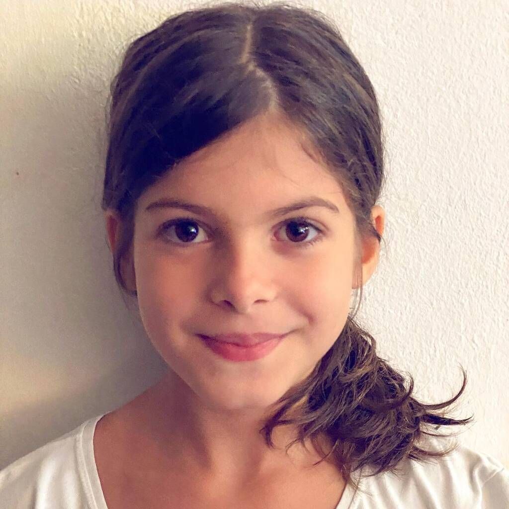 Χάρης & Αντελίνα Βαρθακούρη: Πανέμορφες οι κόρες τους - Δείτε νέες φώτο    