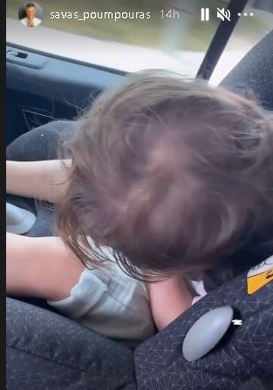 Σάββας Πούμπουρας: Αεροπορικό ταξίδι με την κόρη του - Δείτε φώτο 