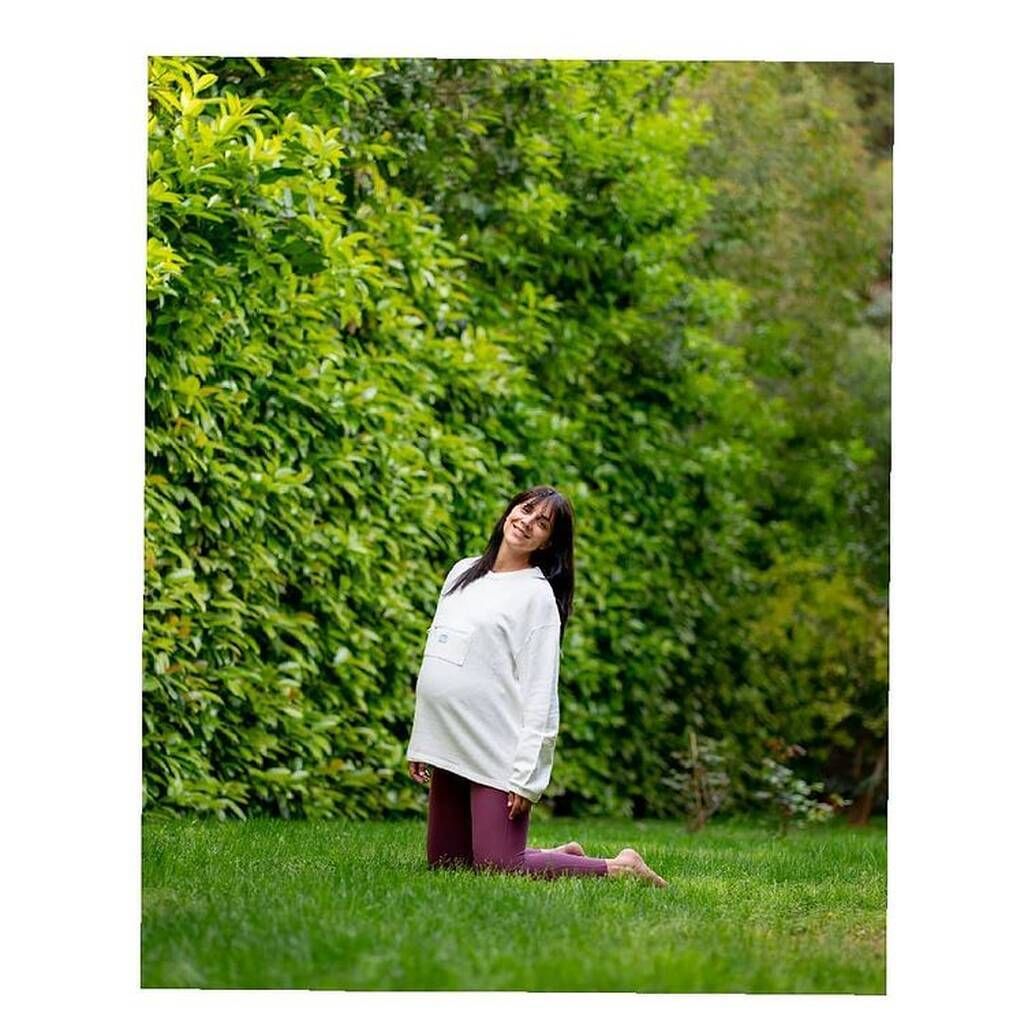 Γνωστή Ελληνίδα ηθοποιός ποζάρει στον φακό με το νεογέννητο μωρό της