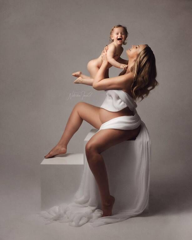 instagram @photographybynatashaince